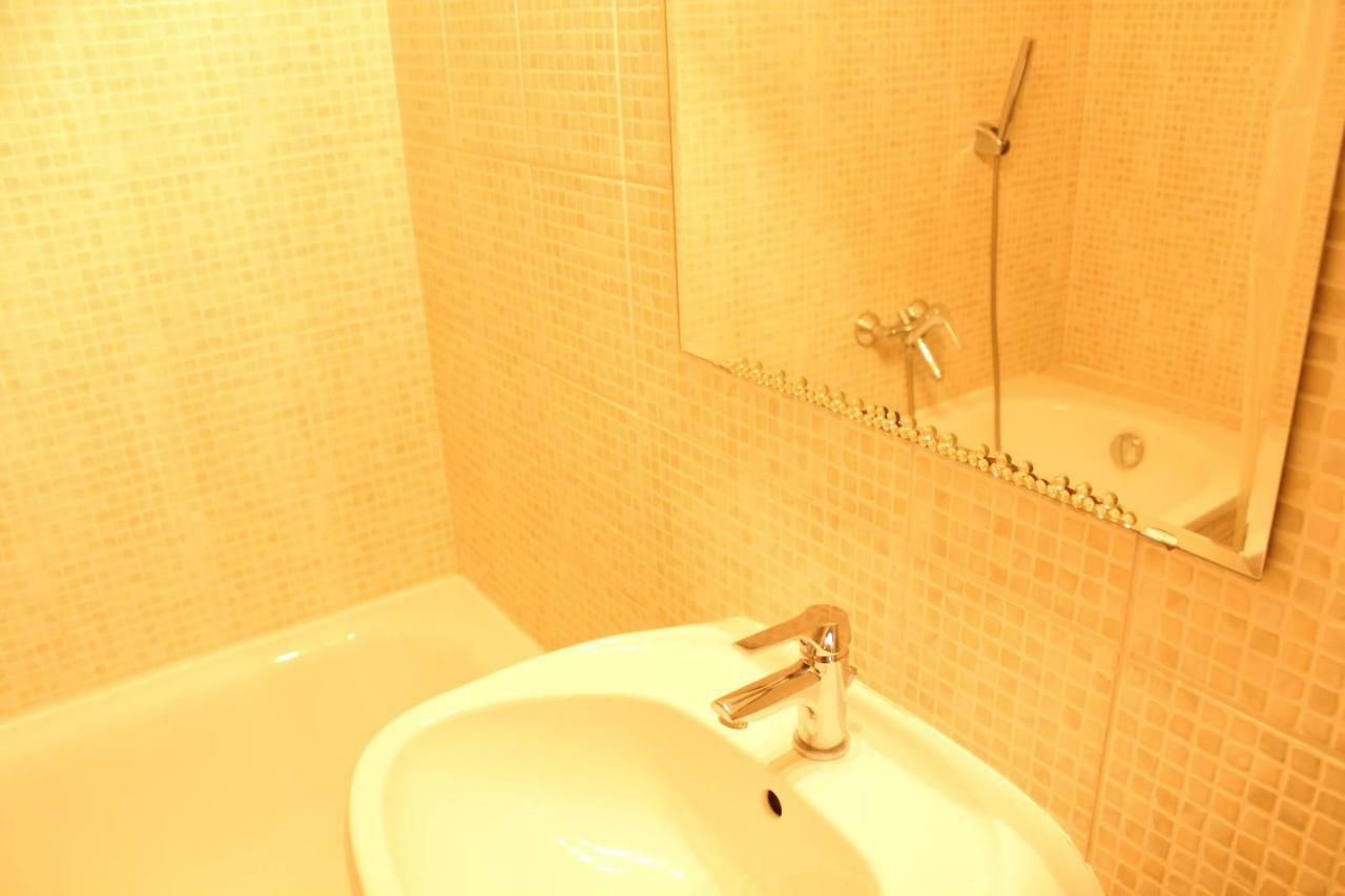 Appartamento Yasmine Flat Budapest Esterno foto
